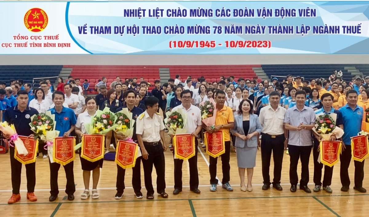 You are currently viewing HỘI THAO CHÀO MỪNG 78 NĂM NGÀY THÀNH LẬP NGÀNH THUẾ !